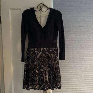 XSCAPE Black and Nude knee length dress